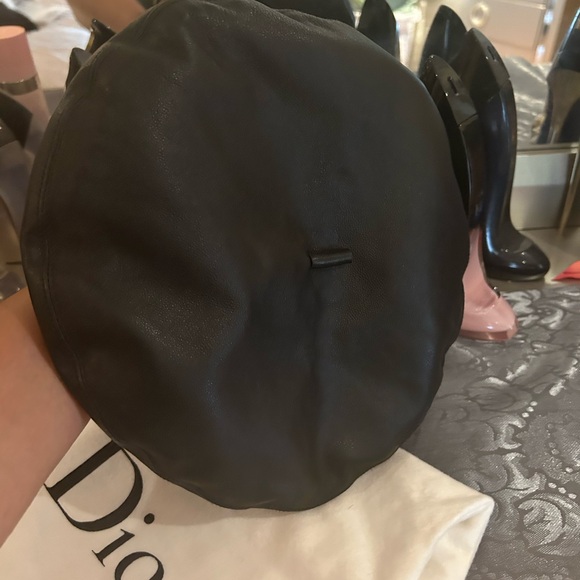 Dior Vintage Lambskin Leather Beret Logo Black Cap w/Dior Bag, Hat Box & Pillow! - Picture 15 of 17